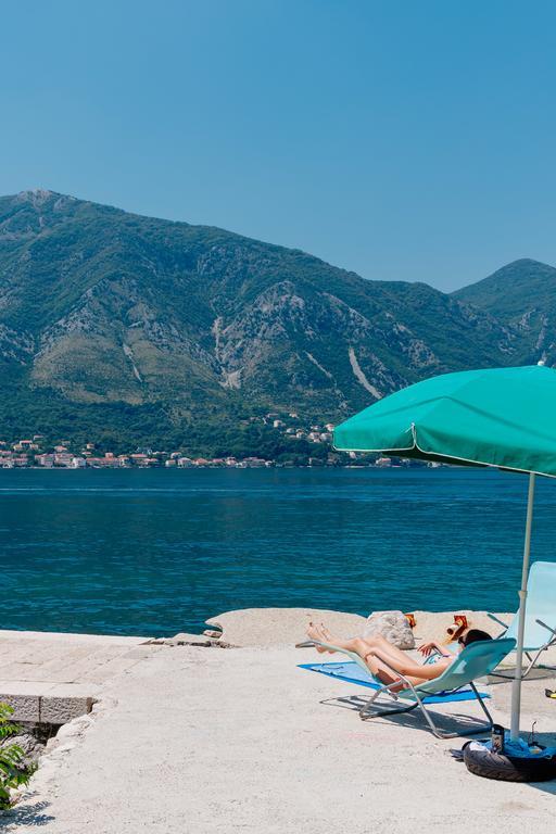 Celine'S Place By The Sea Kotor Exterior foto