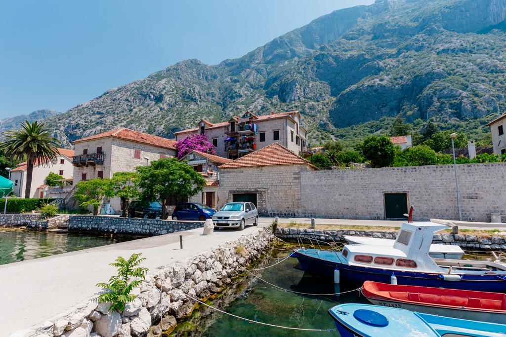 Celine'S Place By The Sea Apartamento Kotor Exterior foto