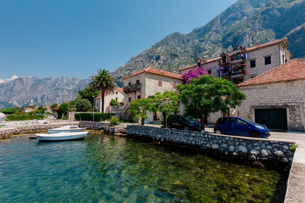 Celine'S Place By The Sea Apartamento Kotor Exterior foto